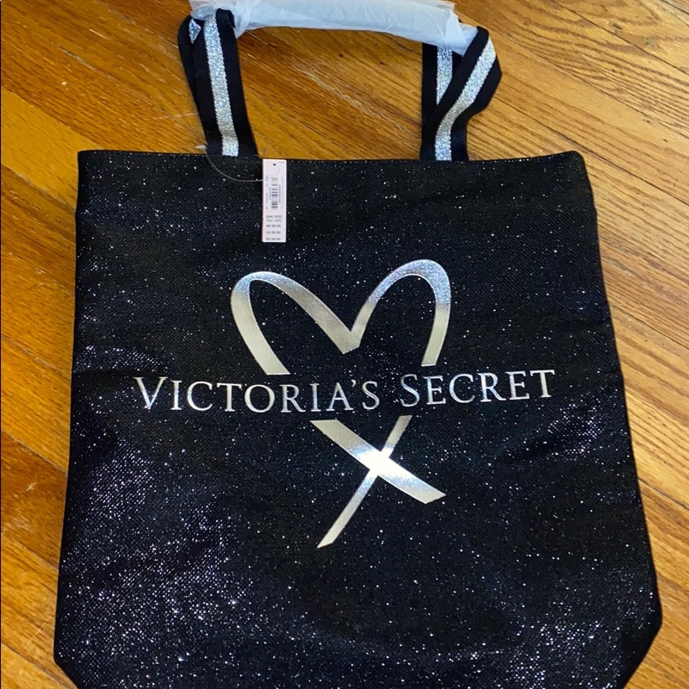 Brand new! Never used! Victoria Secrets Bag